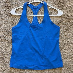 Lululemon cropped top